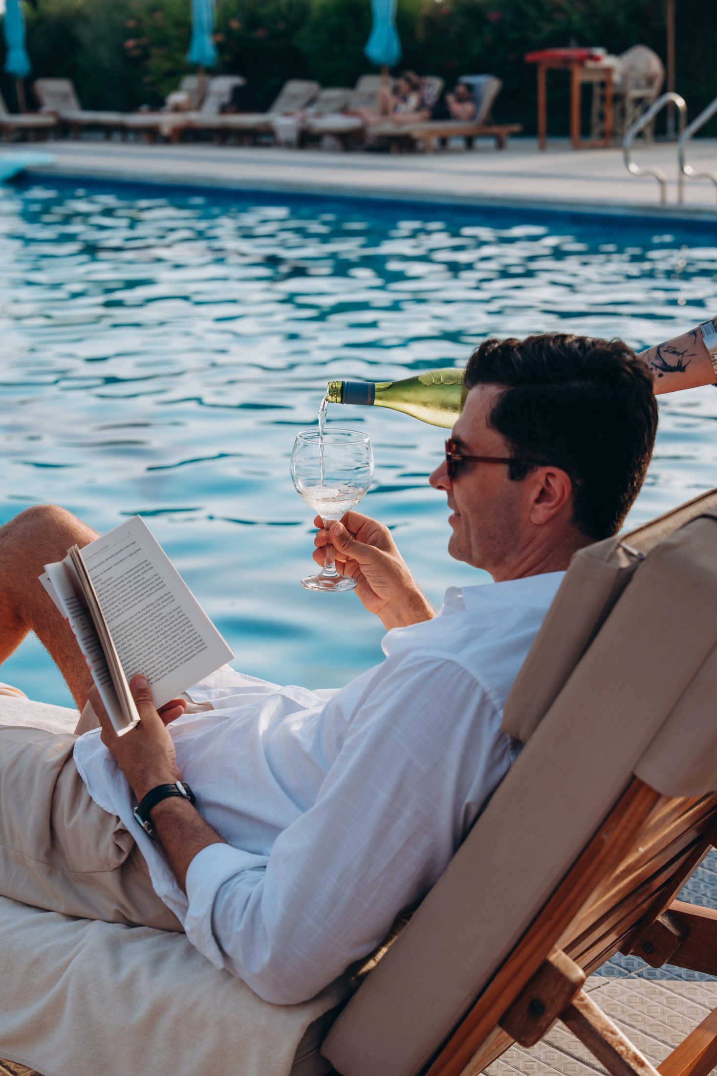 A quiet moment beside the pool