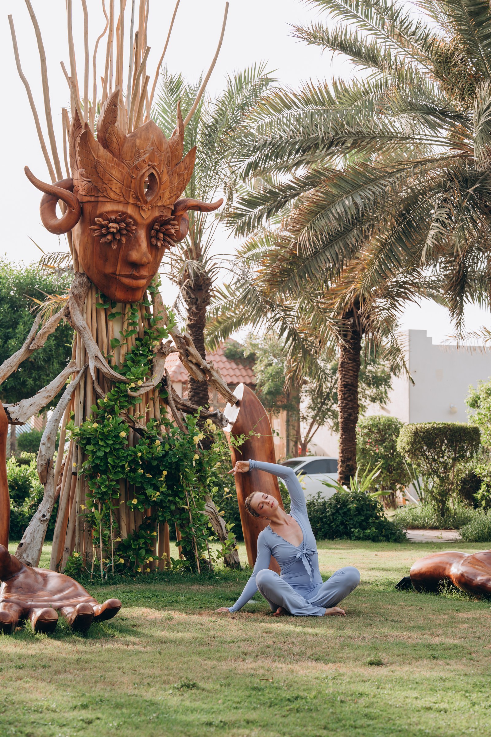 Hotel wellness sculpture