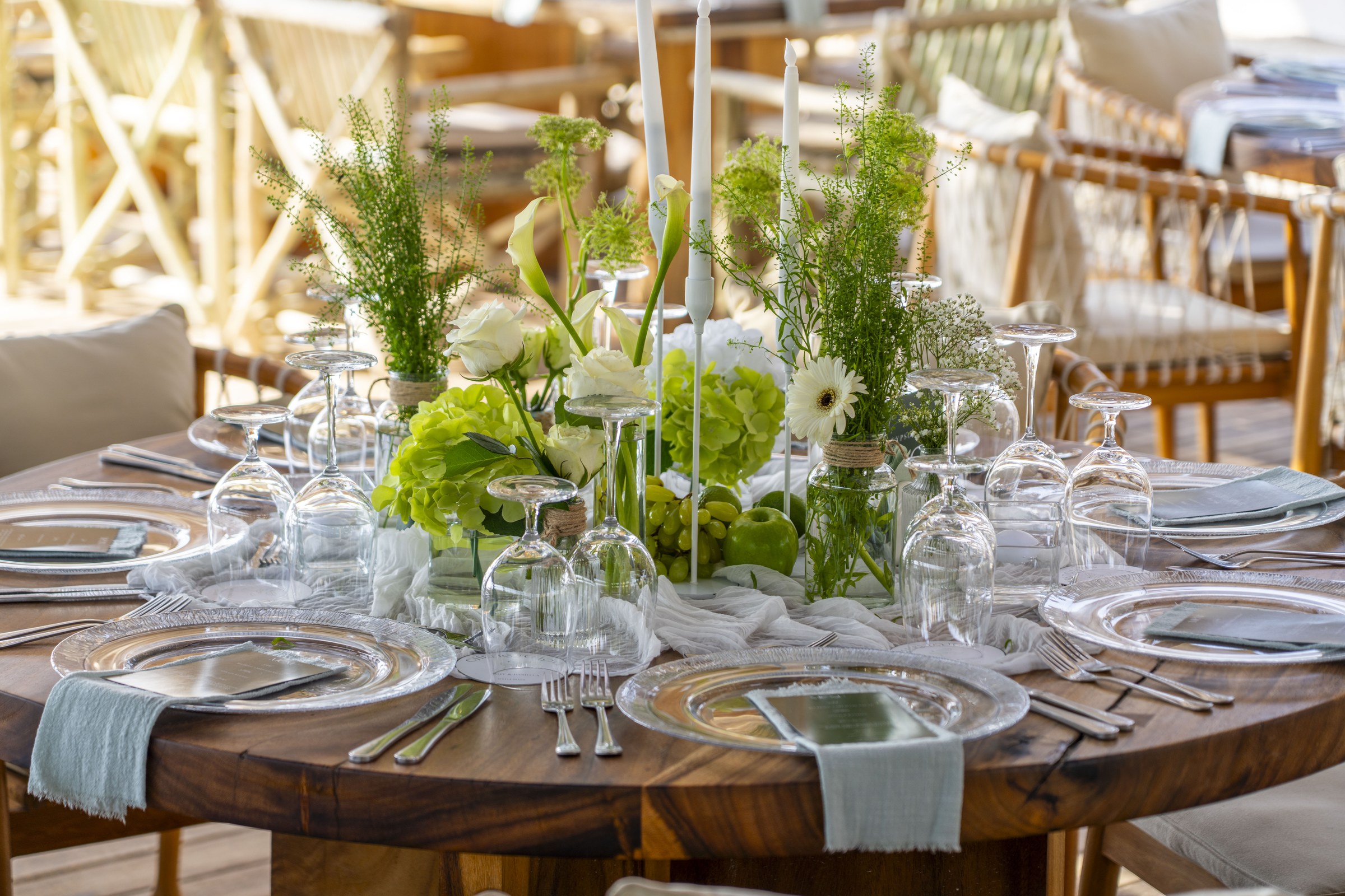Floral table detail